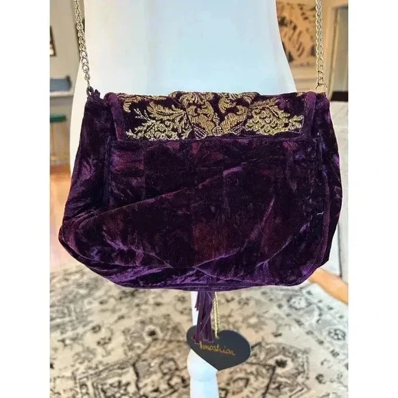 Imoshion purse NWT plum velvet with gold flourishing and chain - Picture 6 of 6